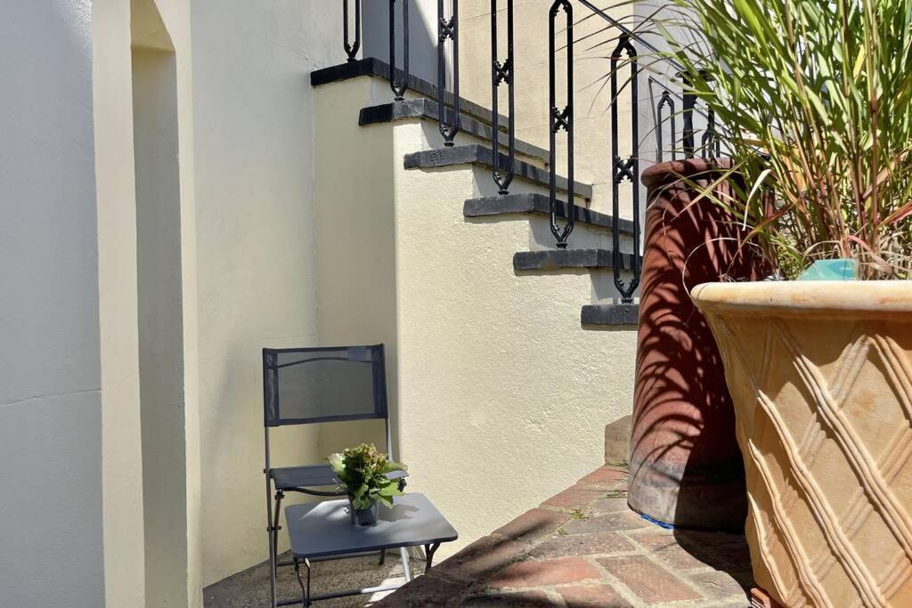 Lavender - Spacious Close To The