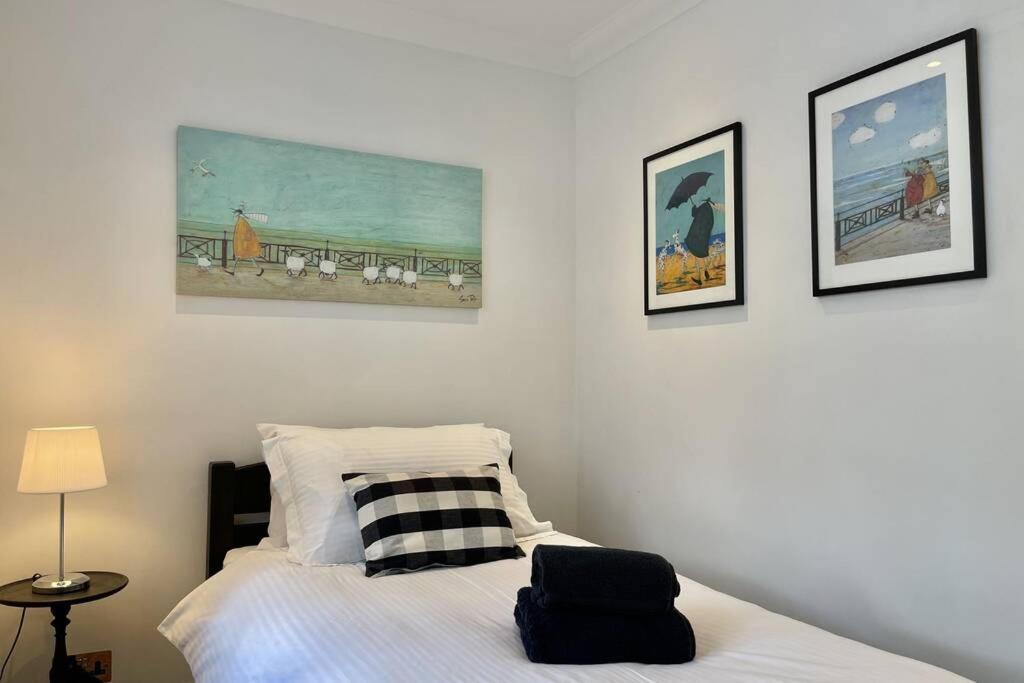 Lavender - Spacious Close To The Deal