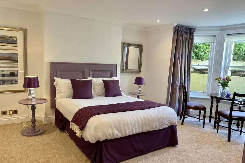 Lavender - Spacious Close To The Apartment