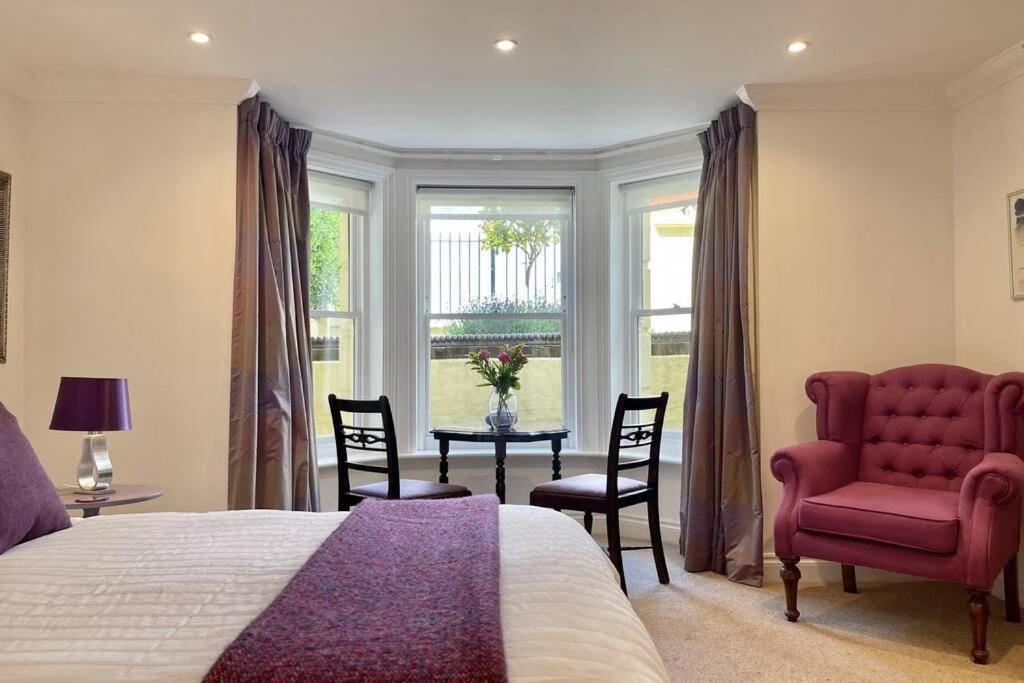 Lavender - Spacious Close To The *